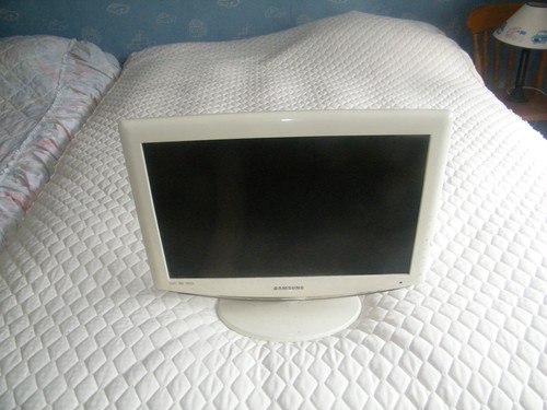 Samsung inch lcd tv - samsung, 19