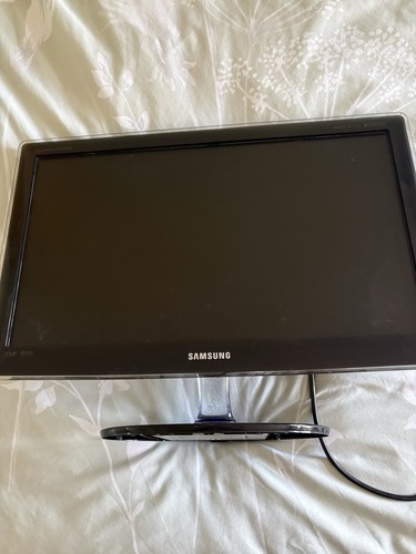 Samsung p2370hd inch lcd - lcd, tv